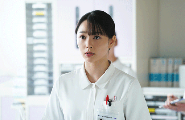 桜井日奈子
