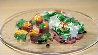極上A5ランク佐賀牛もも肉の炙りカルパッチョ／極上A5ランク佐賀牛もも肉の炙りウニ巻き