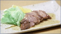 マグロ頬肉のバター焼き