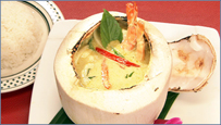ココナッツ器盛りグリーンカレー