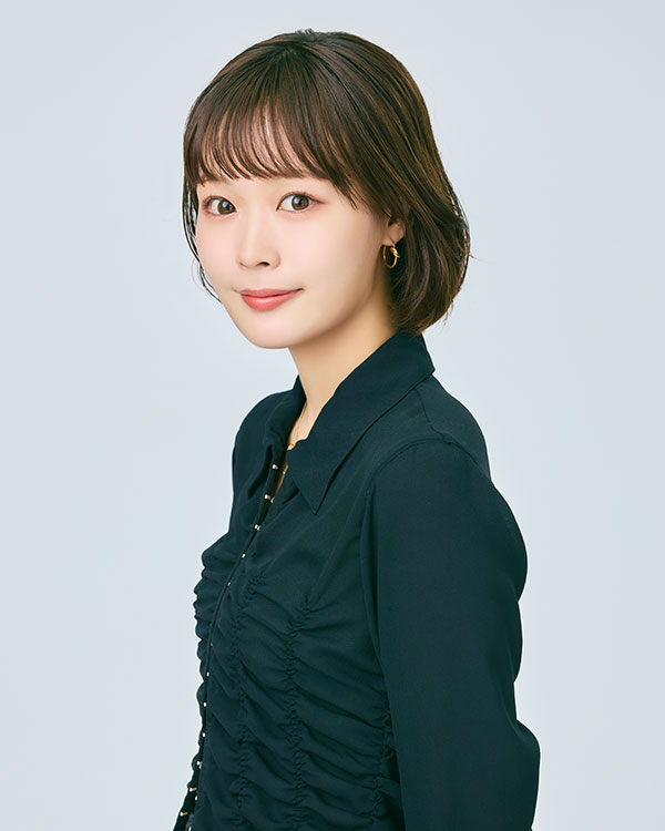 上杉 真央