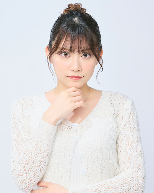 出町 杏奈