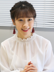 三上真奈（みかみまな）