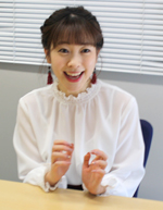 三上真奈（みかみまな）