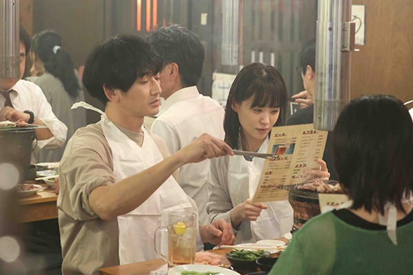 『あなたがしてくれなくても』吉野みち(奈緒)、吉野陽一(永山瑛太)