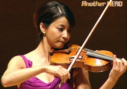 ���������q