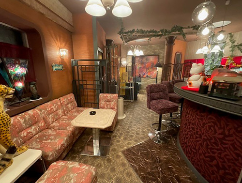 もしもこの世が舞台なら、楽屋はどこにあるのだろう