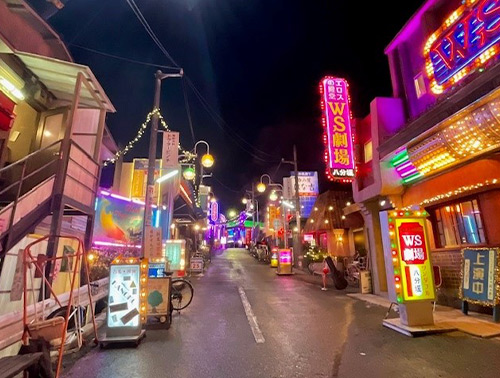 もしもこの世が舞台なら、楽屋はどこにあるのだろう