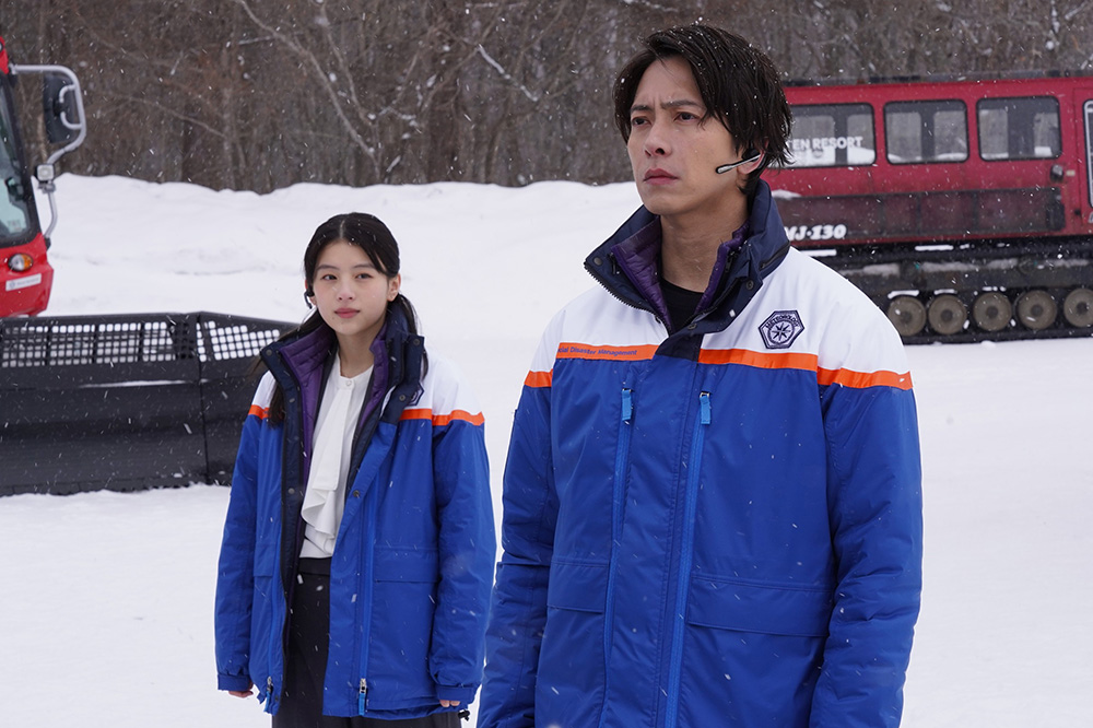 ブルーモーメント 晴原柑九朗(山下智久)、雲田彩(出口夏希)