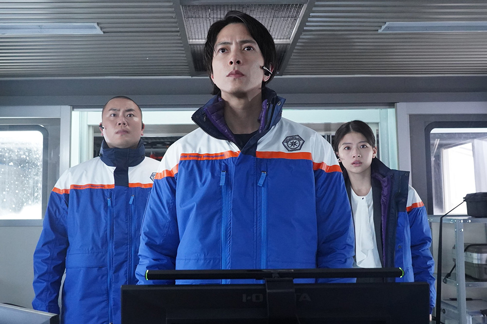ブルーモーメント 晴原柑九朗(山下智久)、雲田彩(出口夏希)、山形広暉(岡部大)