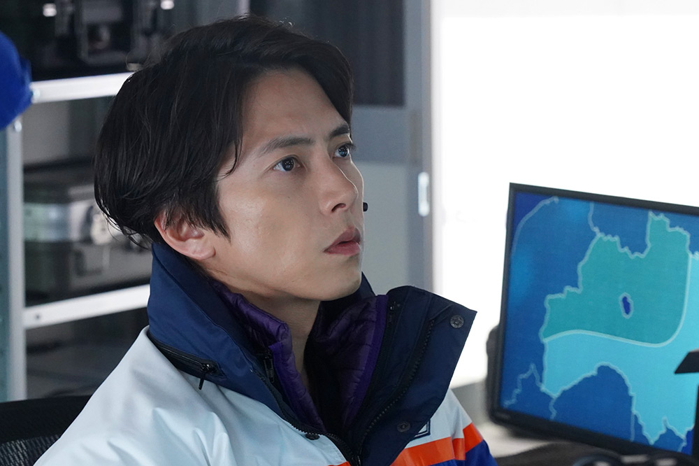 ブルーモーメント 晴原柑九朗(山下智久)