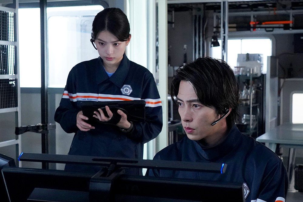 ブルーモーメント 晴原柑九朗(山下智久)、雲田彩(出口夏希)