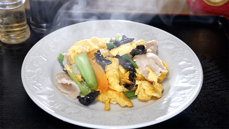 キクラゲと豚肉の卵炒め