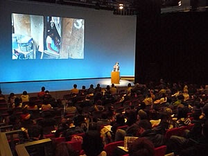 森本さやかアナウンサー現地取材報告講演会（大阪編）