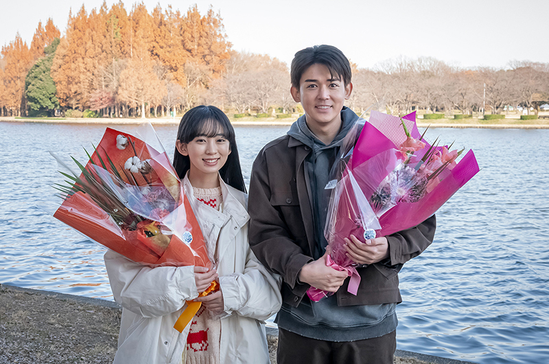 左から）近藤華、小瀧望