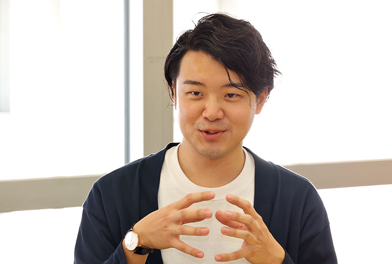 山川 愉生