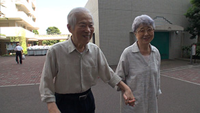 横田夫妻:横田滋さん、横田早紀江さん