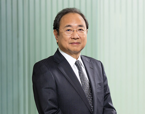 代表取締役社長　清水賢治