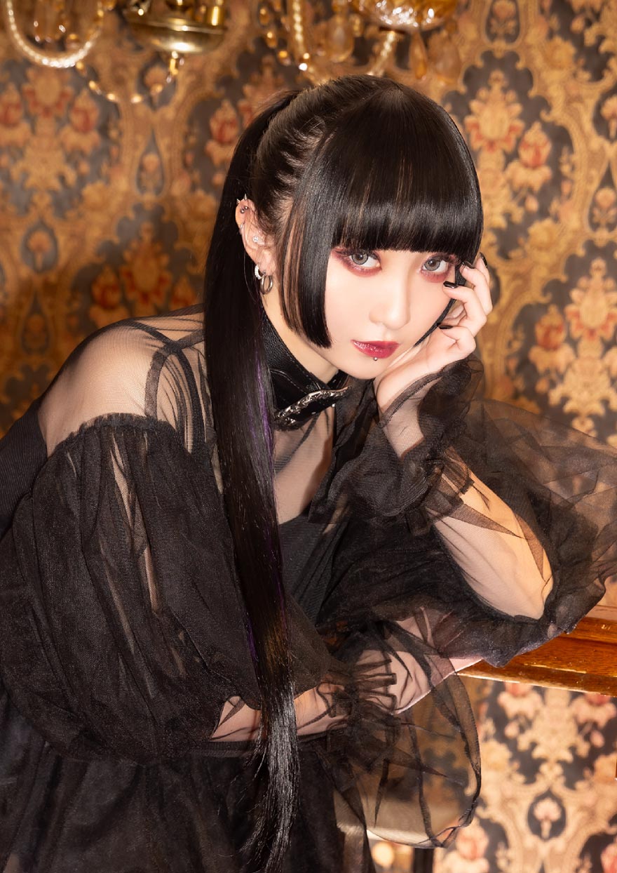 山之口理香子