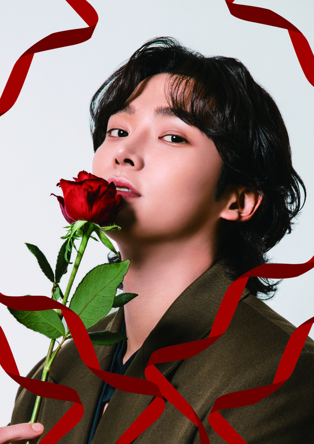 韓国人気俳優ROWOONが自身の28歳の誕生日に行った