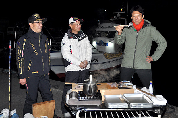 松岡修造 釣った魚をその場で調理する釣り人料理