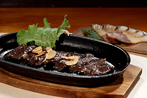 くじらステーキ