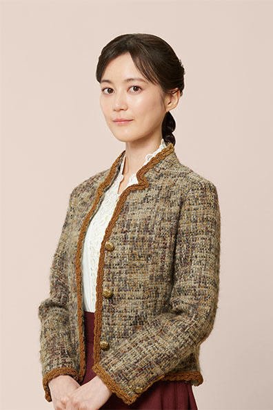 深見芙美子役の生田絵梨花
