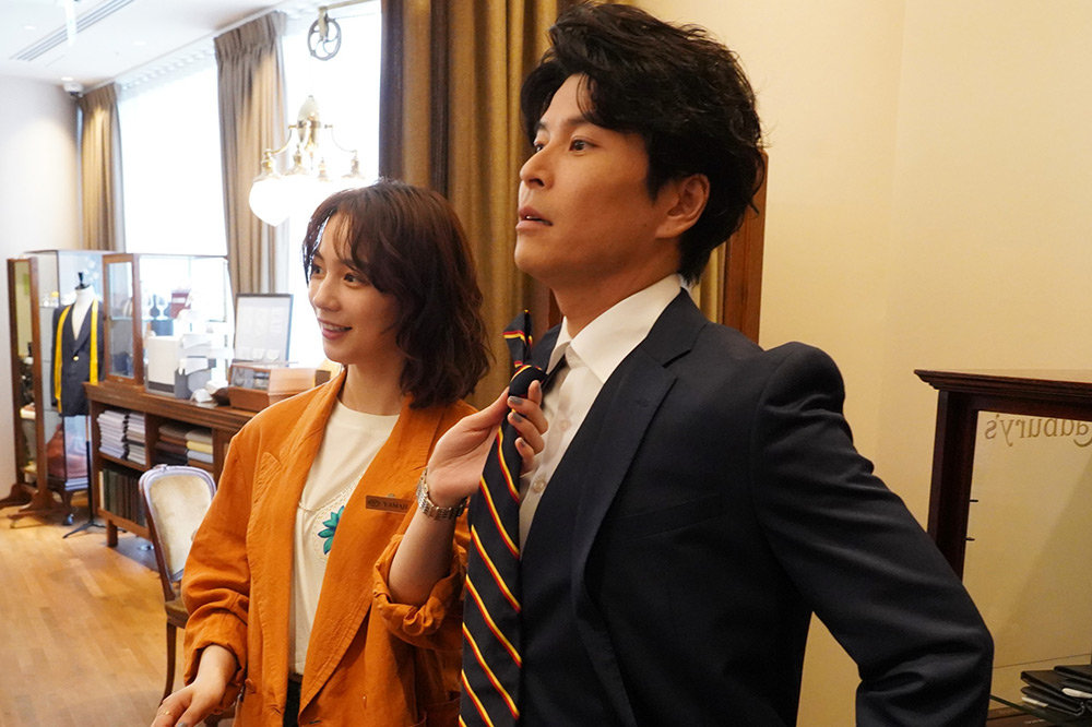 『Tokyo middle 30』山地遥（のん）、藤川晃之助（朝井大智）