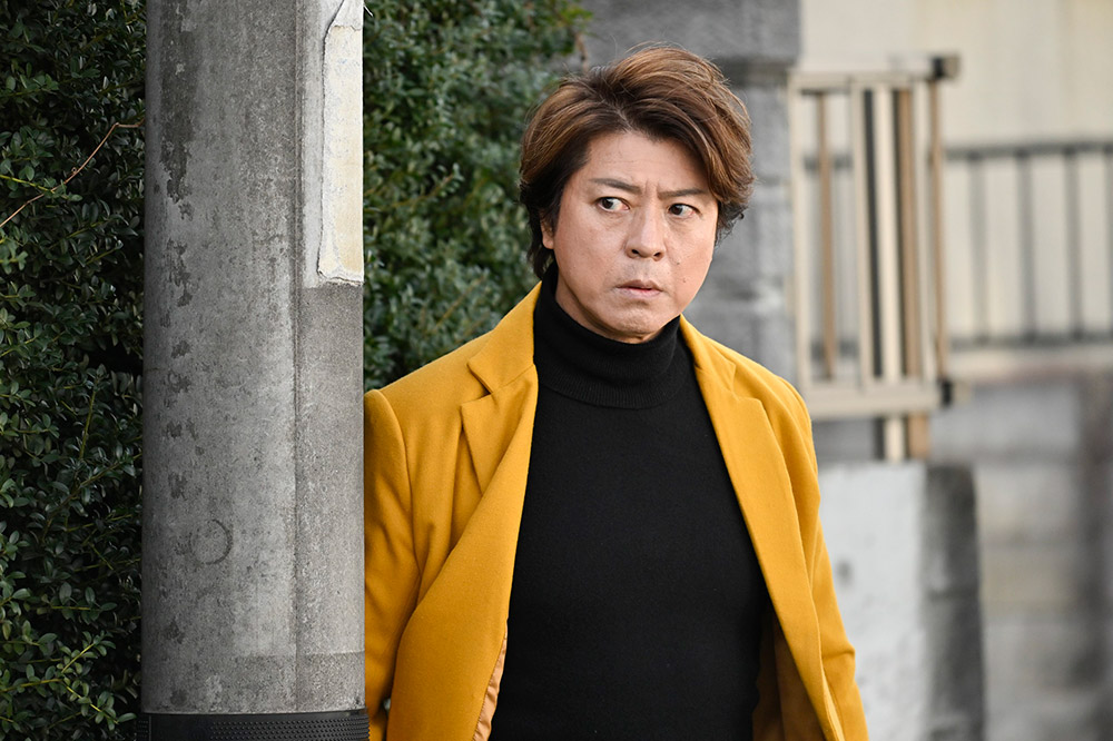 問題物件 ⽝頭光太郎(上川隆也)