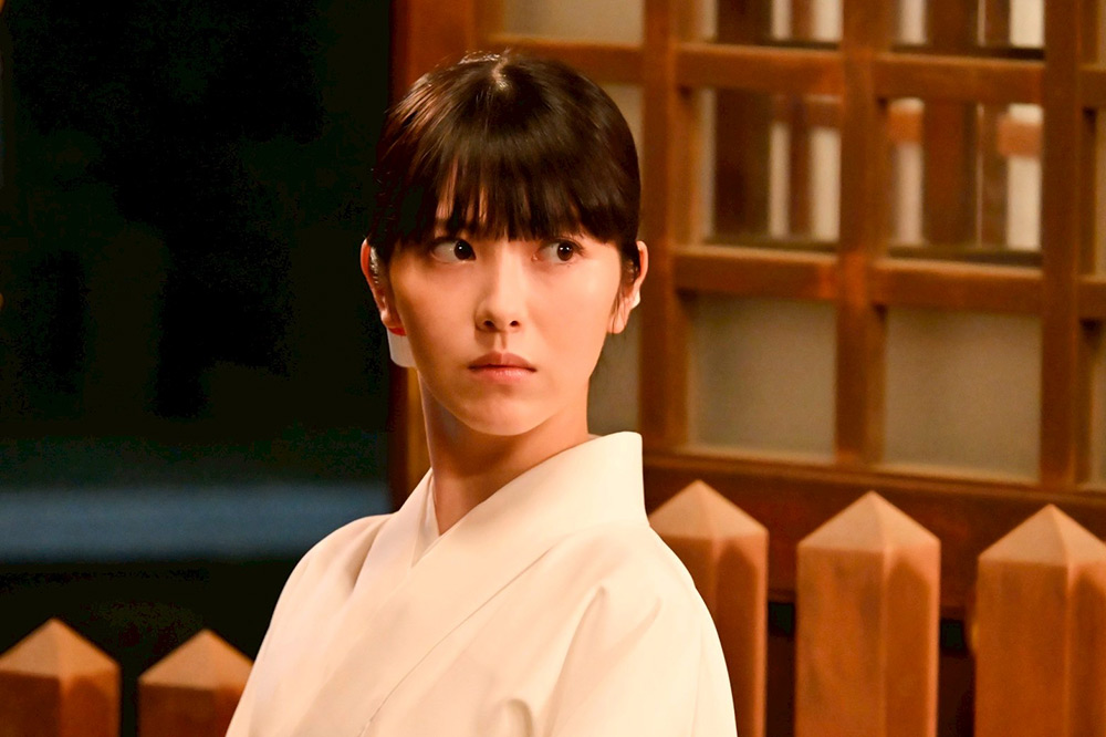 『もしもこの世が舞台なら、楽屋はどこにあるのだろう』江頭樹里（浜辺美波）