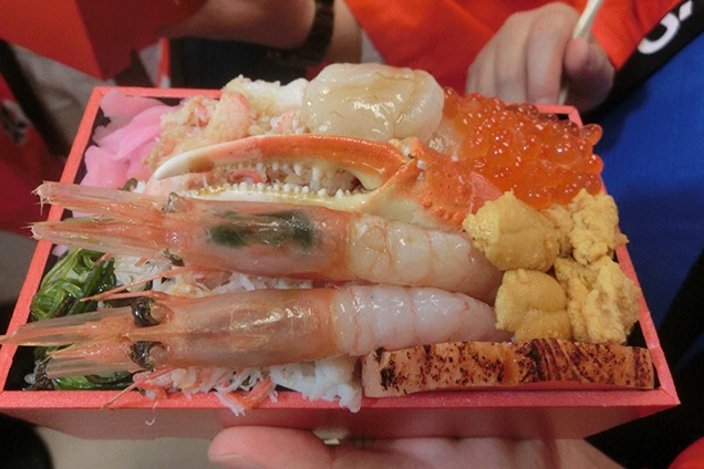 ジャーン！！これが噂の勝手丼！！