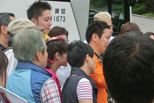 お腹いっぱいになった皆さんは、このあと電車に乗って川島カメラマンに写真を勝手に撮られ、勝手に自慢され、<br /\>勝手に満足している川島に呆れ返りながらツツジを見て、帰ったんだとさ！おしまい！また来週〜♪