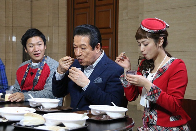 国宝は皆さん行ってのお楽しみということで食事シーンのみでお届けします