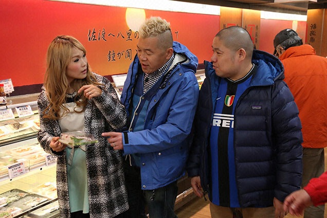 ウドチーム　早速買い出しへ