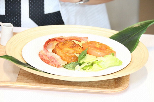 はじめにいったのは、ロンカフェのB.L.Tフレンチトースト