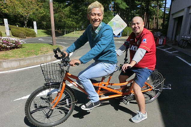 亮さんと三瓶さん仲良くタンデムに