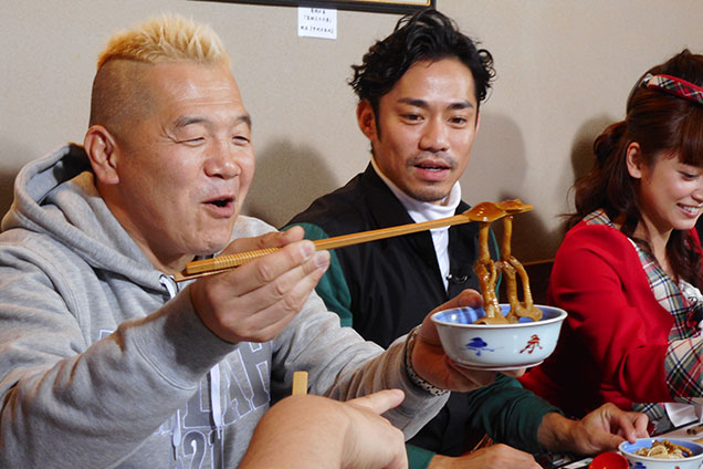 栄養満点きのこ鍋！ 美味しくいただきました！
