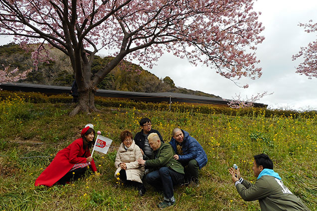 桜の木の下でパシャリ!