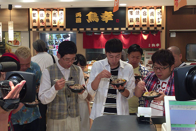大丸の店員さんがこっそり買う美味しいグルメを食べ進めます！