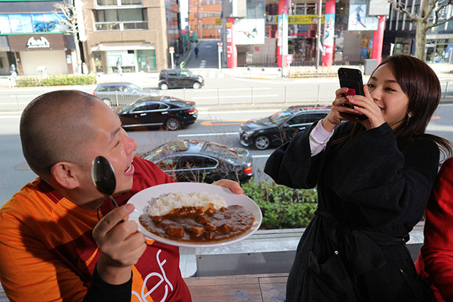 コースの沿道にはこんなに美味しいカレーが食べれられるお店も！