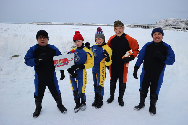 いよいよ流氷へ！ドライスーツに着替えていざ出陣！