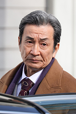 森川金治 … 佐戸井けん太