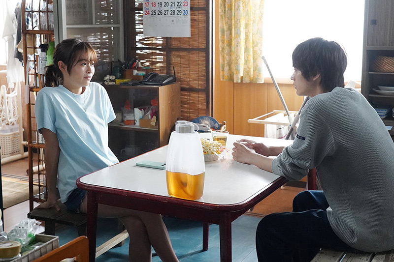 『真夏のシンデレラ』蒼井夏海(森七菜)、牧野匠(神尾楓珠)