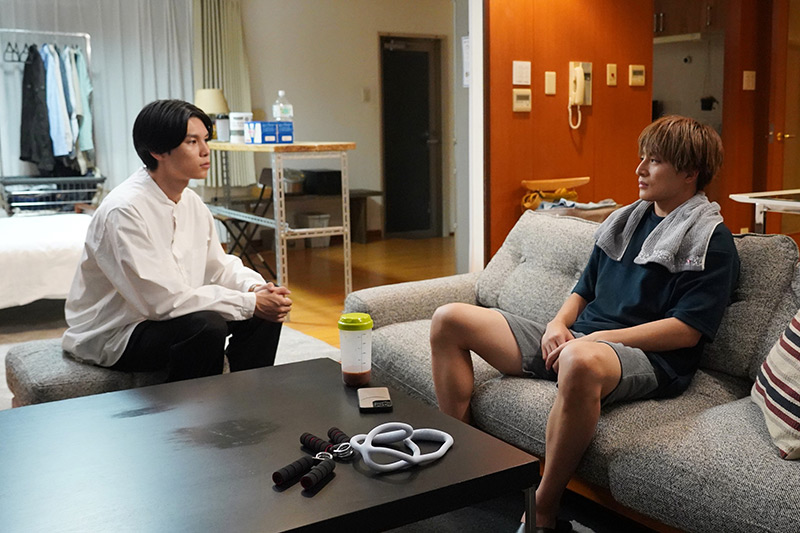 『真夏のシンデレラ』山内守(白濱亜嵐)、佐々木修(萩原利久)