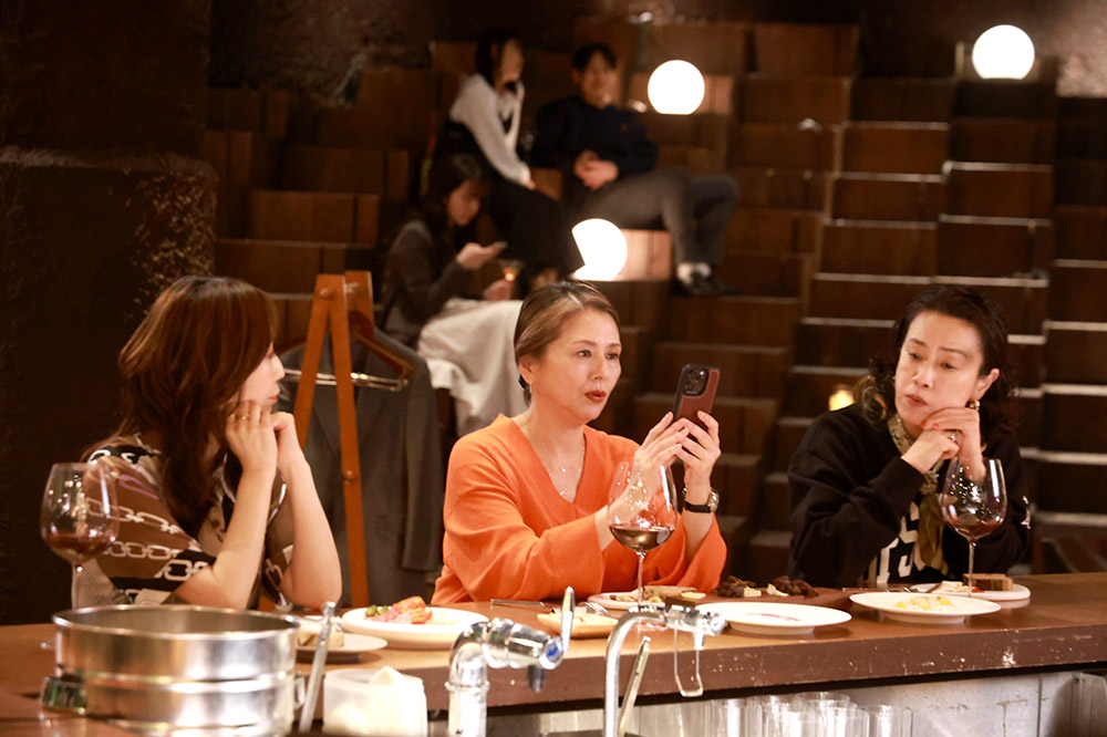 『続・続・最後から二番目の恋』吉野千明(小泉今日子)、水野祥子(渡辺真起子)、荒木啓子(森口博子)