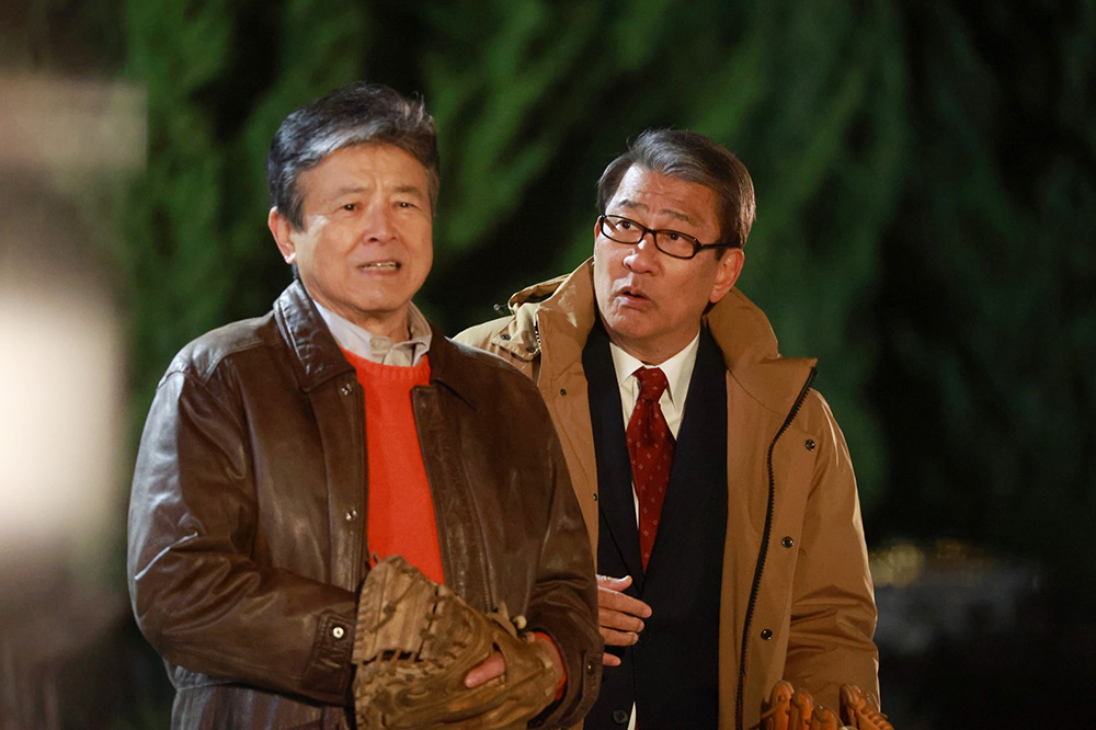 『続・続・最後から二番目の恋』長倉和平(中井貴一)、成瀬千次(三浦友和)