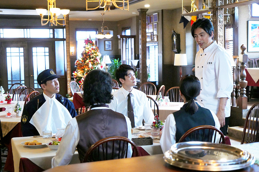 ONE DAY~聖夜のから騒ぎ~ 立葵時生(大沢たかお)、竹本梅雨美(桜井ユキ)、細野一(井之脇海)、蛇の目菊蔵(栗原英雄)、山田隆史(今井英二)