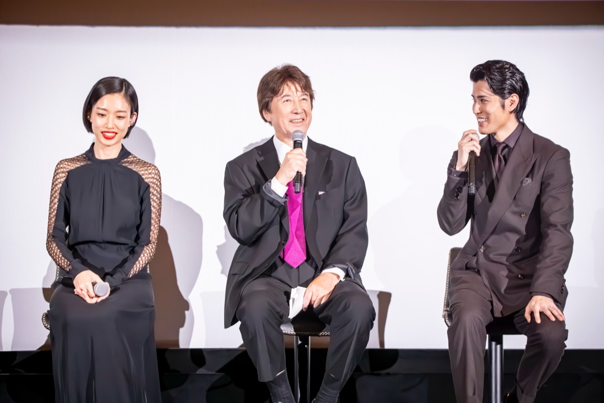 河合優実、草刈正雄、寛一郎