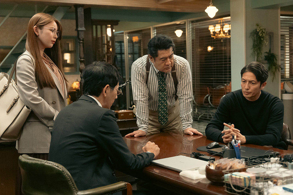 『プロフェッショナル　保険調査員・天音蓮』天音蓮（玉木宏）、深山俊雄（小手伸也）、沢木孝雄（野間口徹）、沙月（結城モエ）