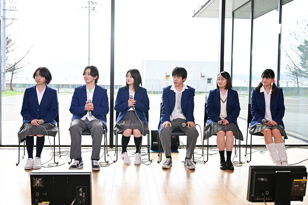 『サバ缶、宇宙へ行く』出口夏希、黒崎煌代、山下永玖、西本まりん、夏目透羽、ゆめぽて